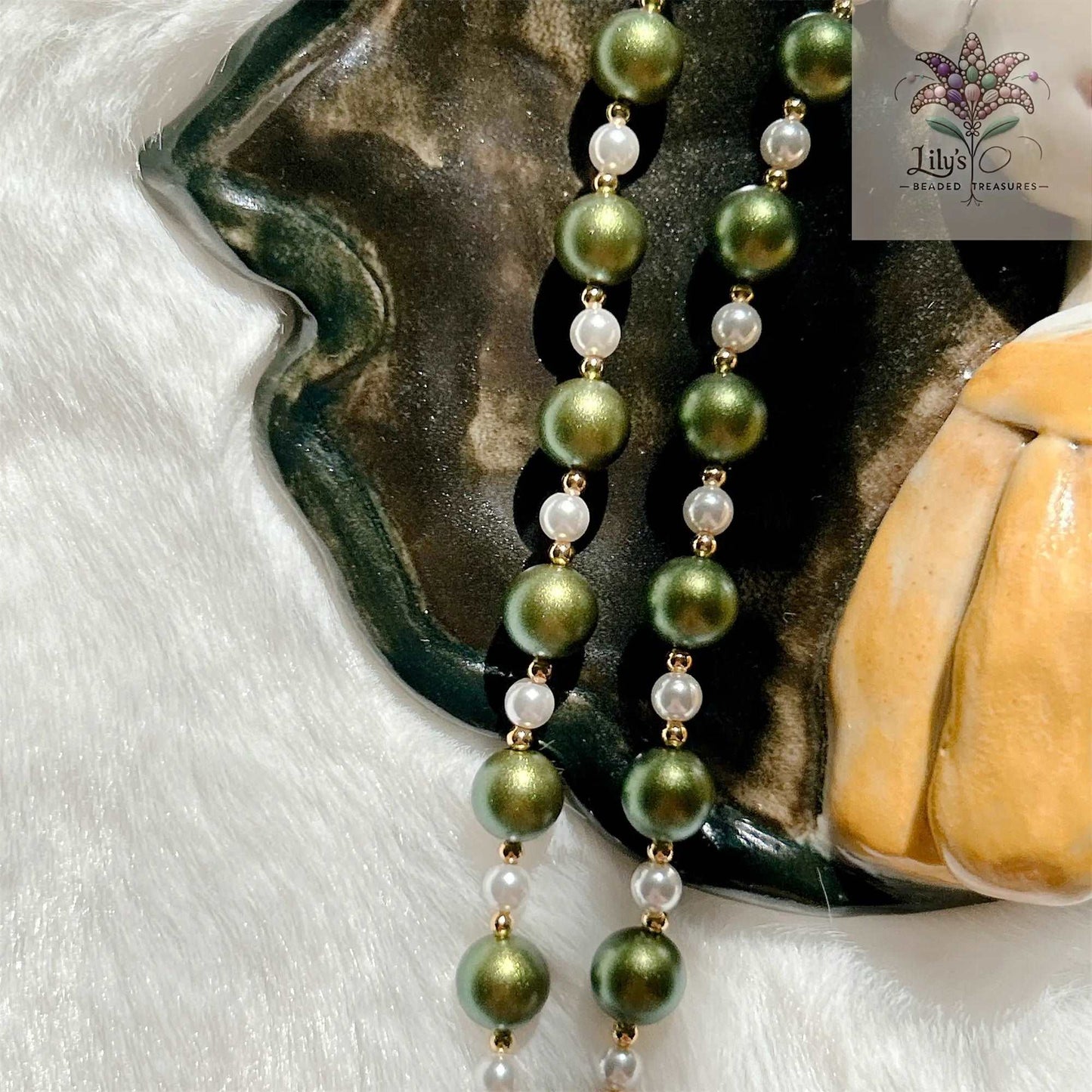 Iridescent Green Pearl Long Necklace With Metal Floral Clasp