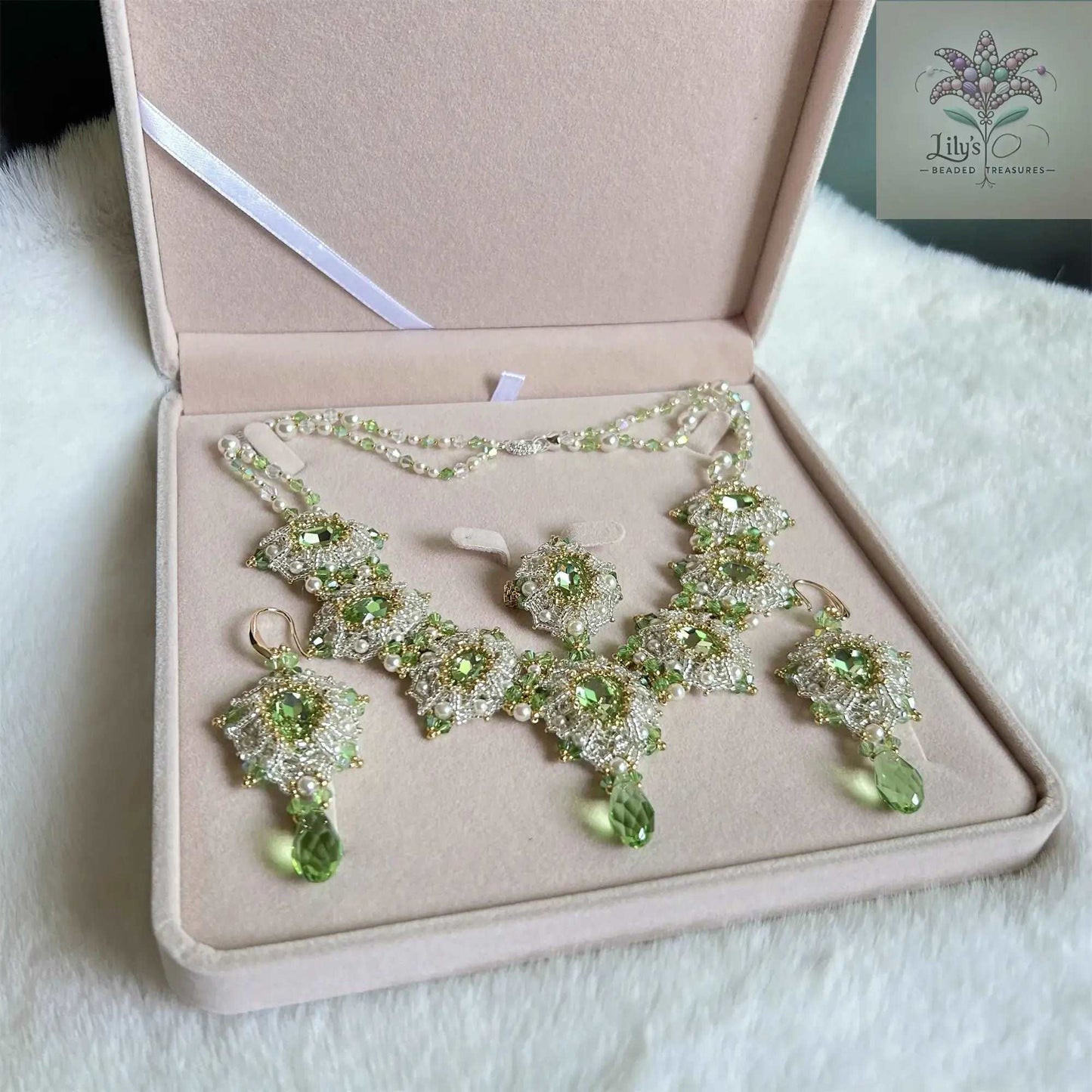 Green Glass Crystal Choker Wedding Handcrafted Beaded Necklace Earring Ring Set