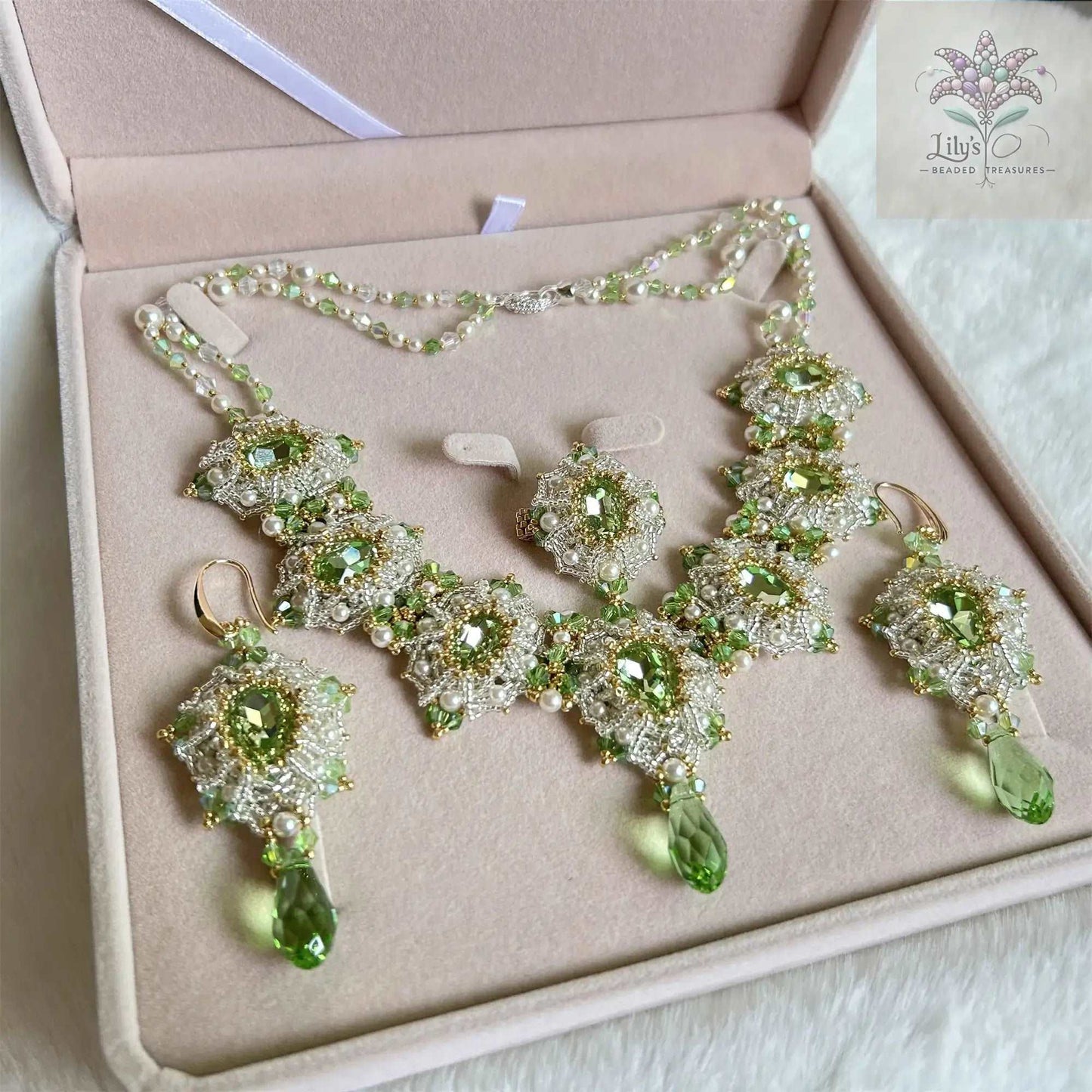 Green Glass Crystal Choker Wedding Handcrafted Beaded Necklace Earring Ring Set